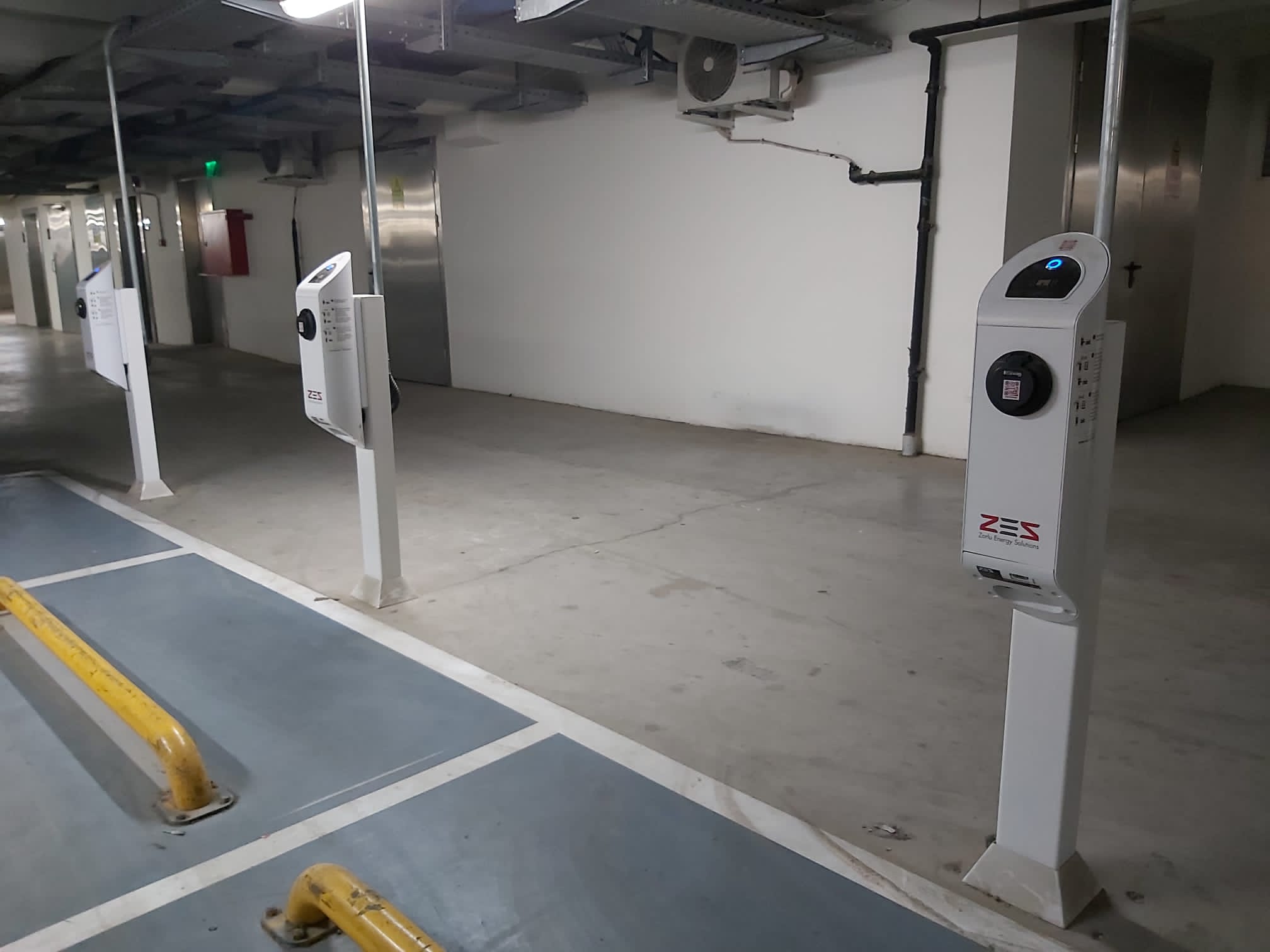 Electric vehicle charging stations 